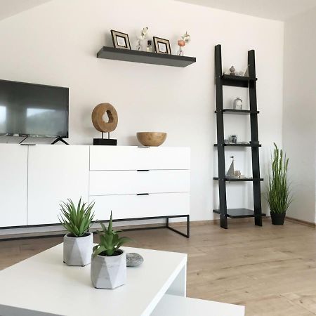 Zollernalb-Apartment Albstadt Bagian luar foto