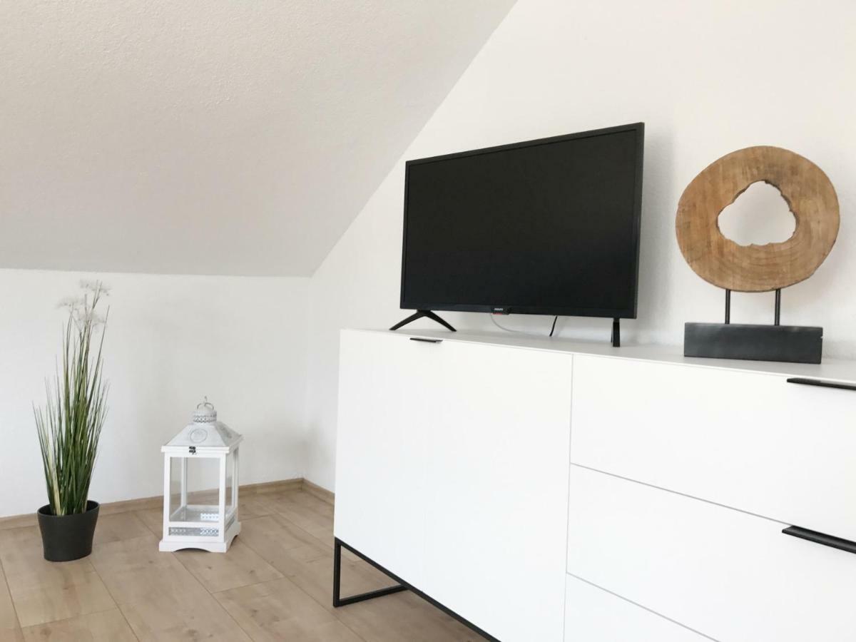 Zollernalb-Apartment Albstadt Bagian luar foto