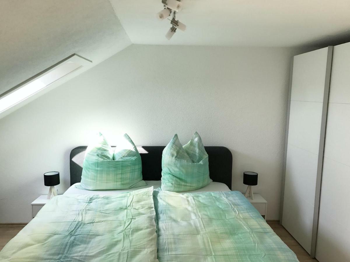 Zollernalb-Apartment Albstadt Bagian luar foto